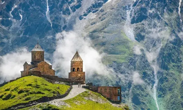 Türkmenistan syýahatçylygy ösdürmekde Gruziýanyň tejribesine gyzyklanma bildirýär